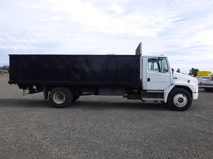 1996-freightliner-fl70-image-4