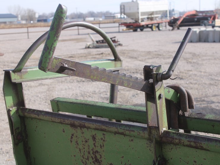 #2080-•-powder-river-calf-table-image-9