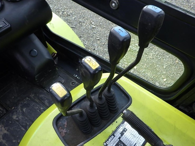 clark-c45-forklift-image-37