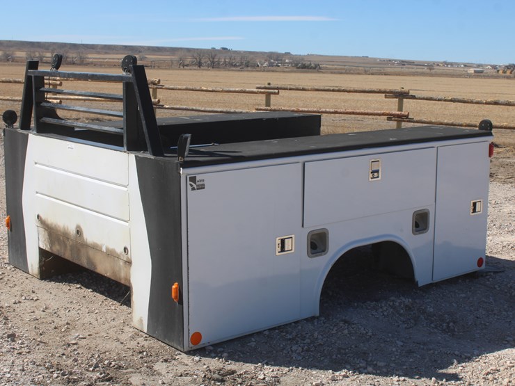 #3045-•-reading-tool-body-pickup-bed-image-3