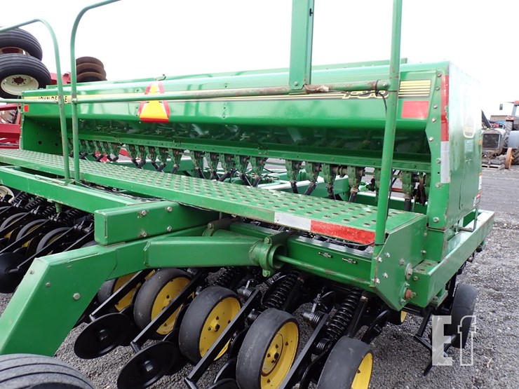 john-deere-750-image-11