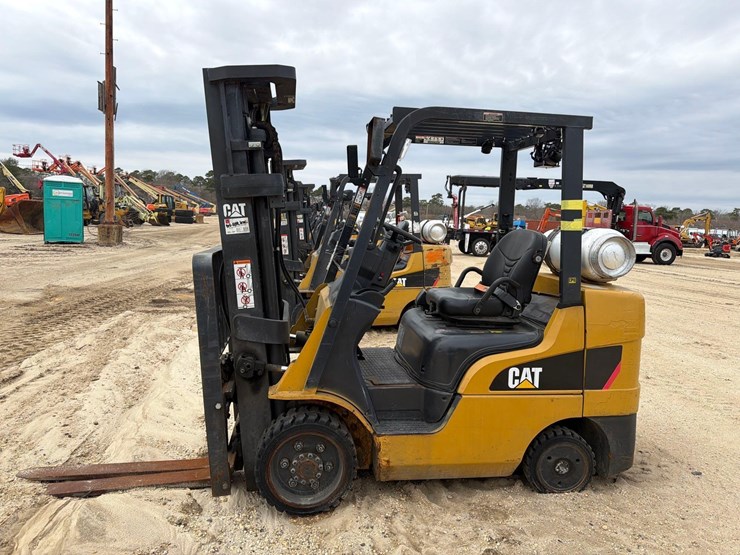 2021-caterpillar-2c6000-image-1