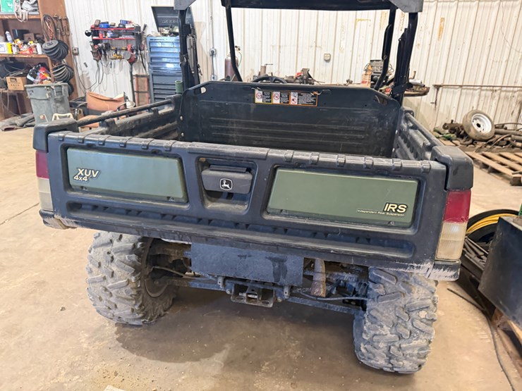 john-deere-gator-image-17