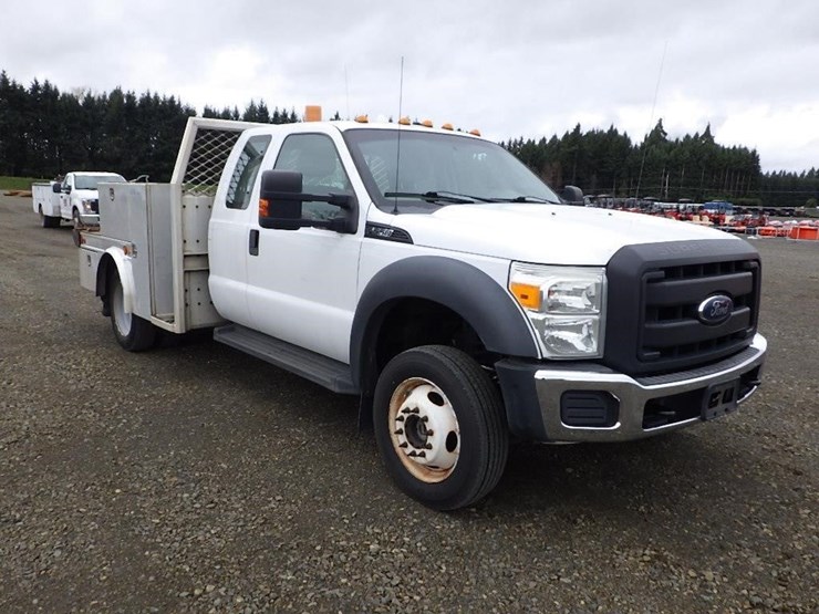 2012-ford-f550-image-3