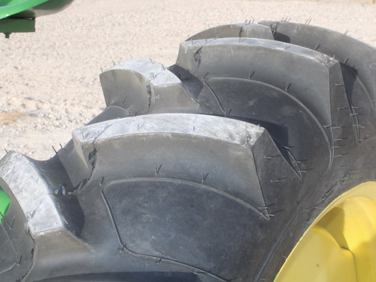 john-deere-b-image-24