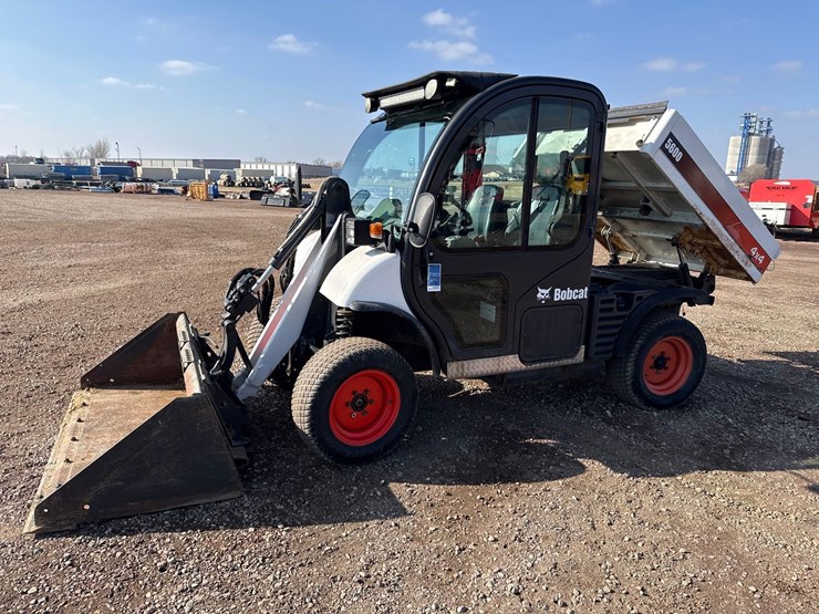 2007-bobcat-5600-toolcat-image-19