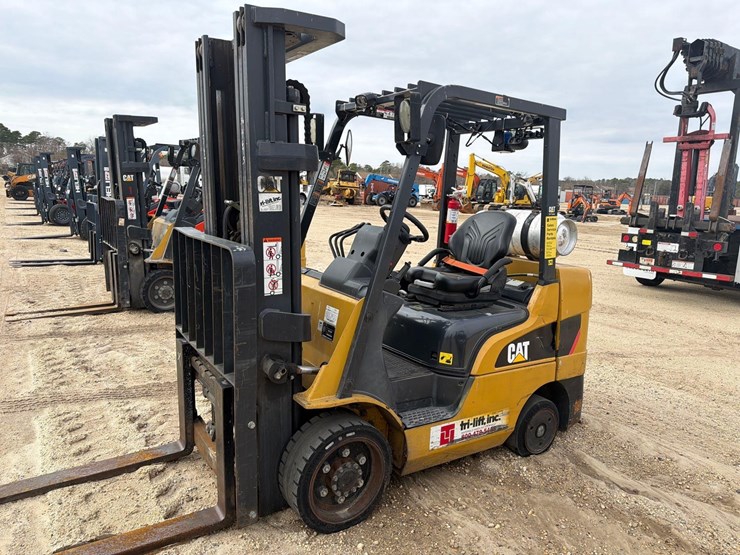 2021-caterpillar-2c6000-image-2