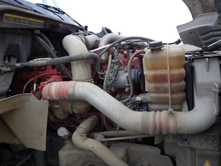 2016-international-prostar-image-25