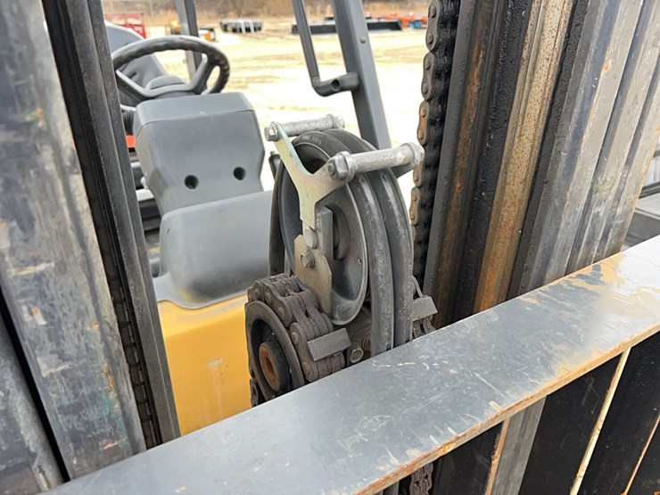 2021-caterpillar-2c6000-image-12