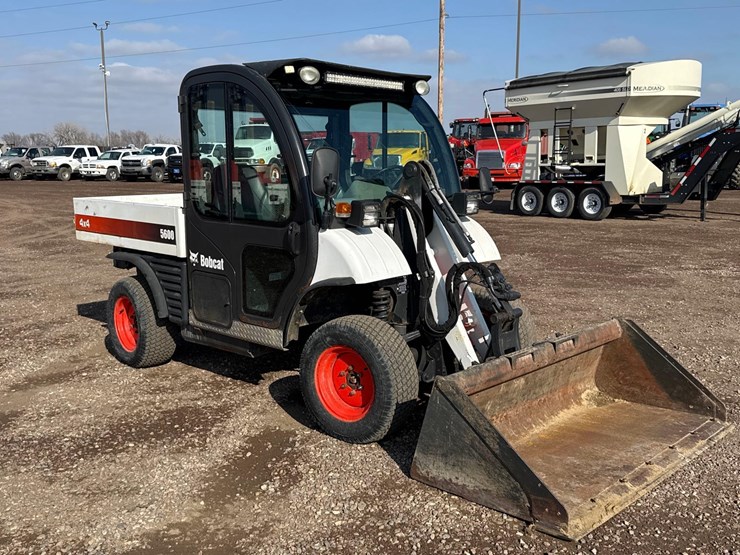 2007-bobcat-5600-toolcat-image-2