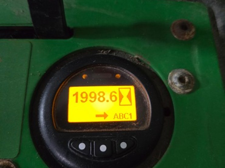 2015-john-deere-1575-image-36