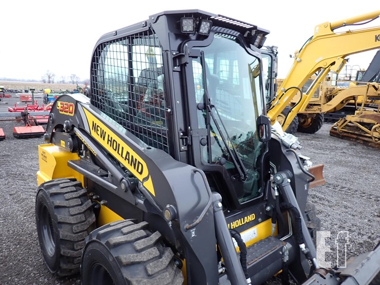 new-holland-l320-image-4