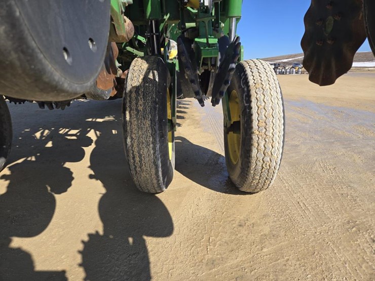 john-deere-1790-image-10