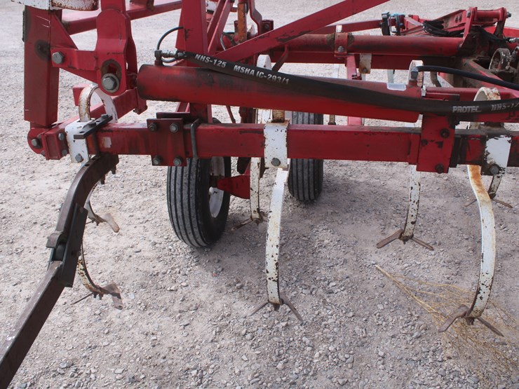 #1063-•-willrich-field-cultivator-with-finisher-image-40