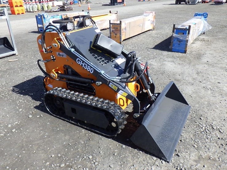 2025-aboss-gh380-skid-steer-tracked-loader-image-4