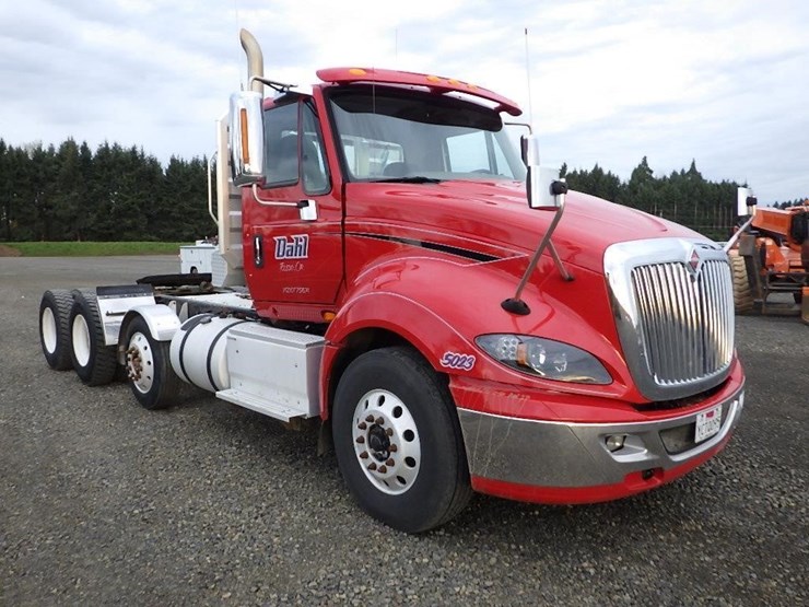 2016-international-prostar-image-3