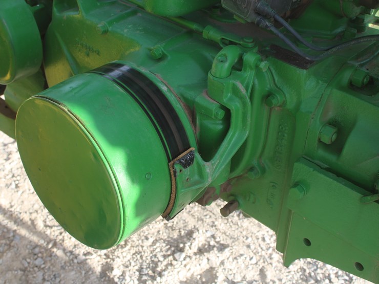 john-deere-b-image-37