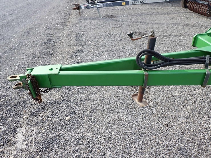 john-deere-630-image-17