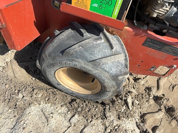 ditch-witch-rt24-image-8