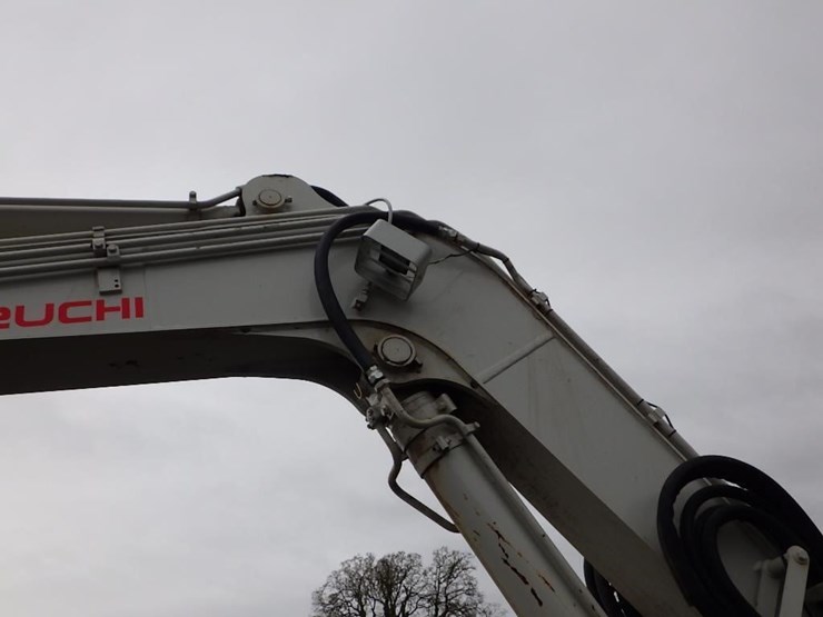 takeuchi-tb280fr-image-13