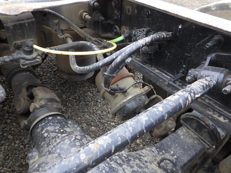 2016-international-prostar-image-13