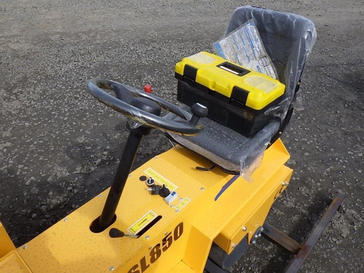 2026-sdlool-850-vibratory-smooth-drum-roller-image-8