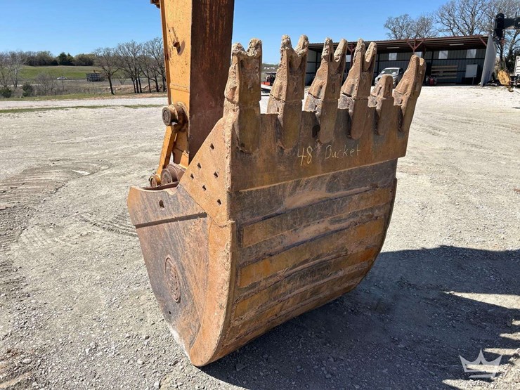 2008-case-cx240b-image-22