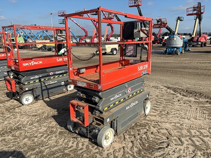 2016-skyjack-sjiii3219-image-2