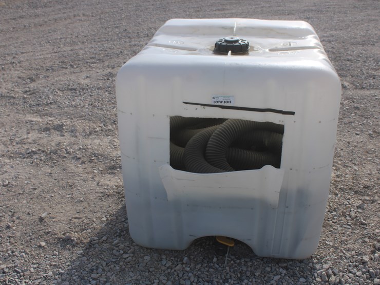 #3012-•-chemical-tote-full-of-assorted-hoses-image-2