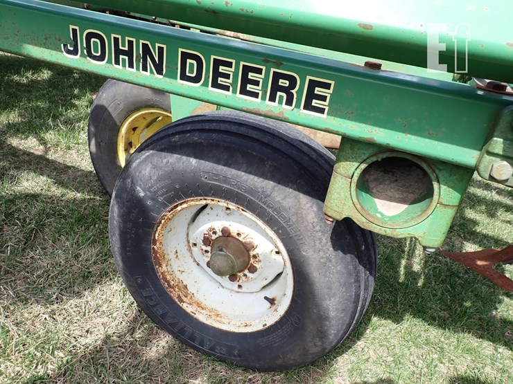 john-deere-726-image-12