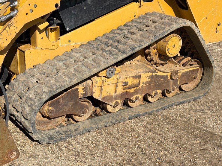 2023-caterpillar-289d3-image-7