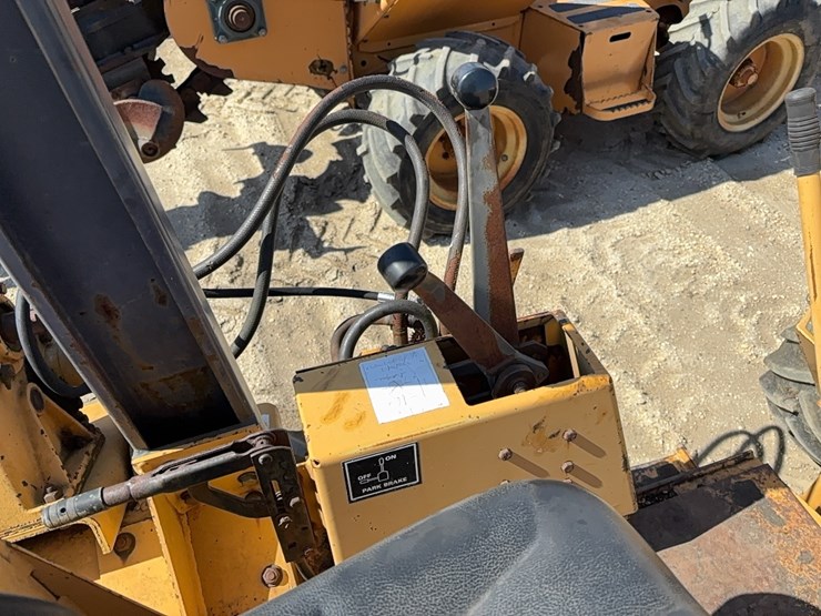 2020-chevrolet-2500-image-12