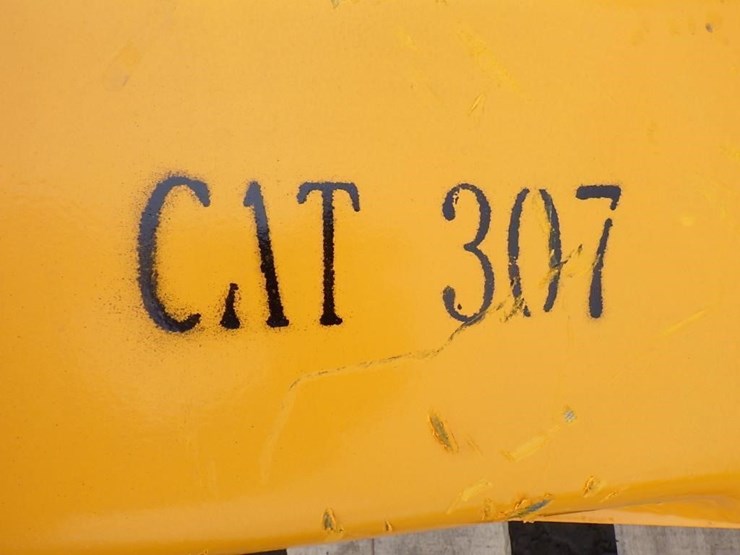 caterpillar-307-image-5