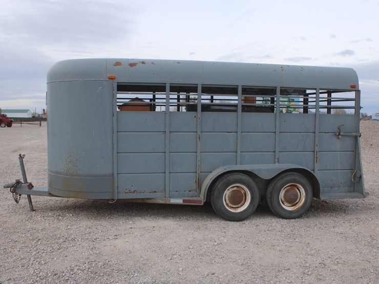#3010-•-1995-calico-bumper-pull-16ft-livestock-trailer-image-13