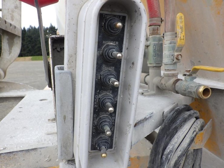 2007-peterbilt-357-image-14