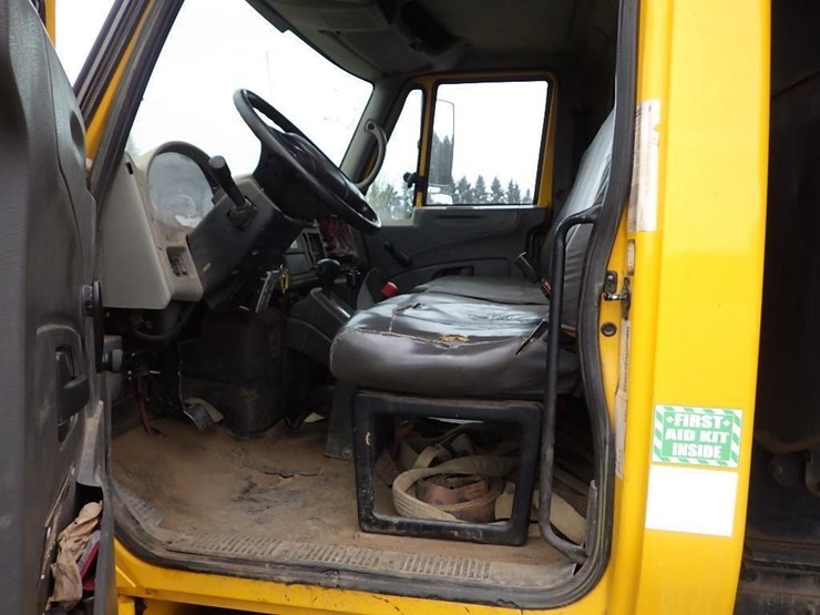 2011-international-durastar-4300-image-20