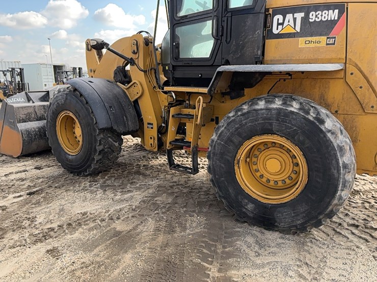 2018-caterpillar-938m-image-5