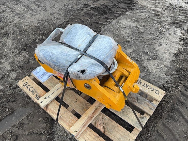 caterpillar-416-image-2