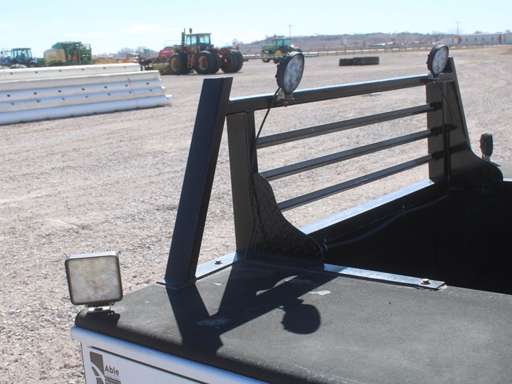 #3045-•-reading-tool-body-pickup-bed-image-15