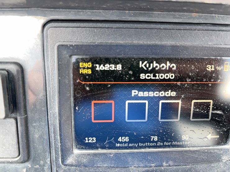 2022-kubota-scl1000-image-7