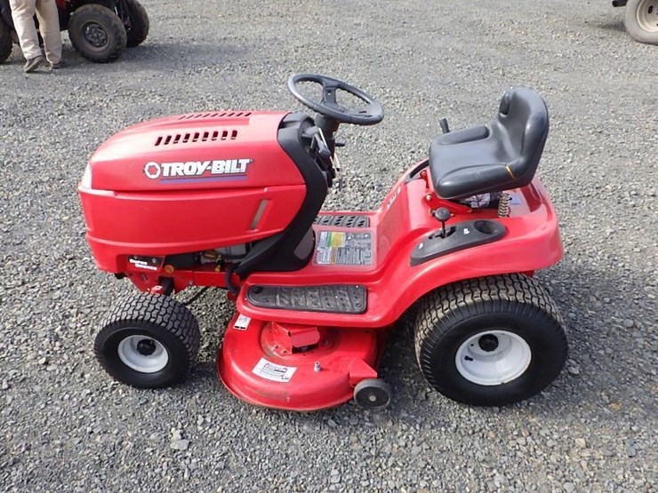 troy-bilt-super-bronco-image-8