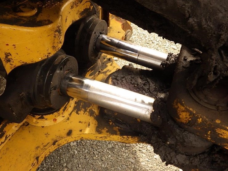 2014-caterpillar-430f-it-image-9