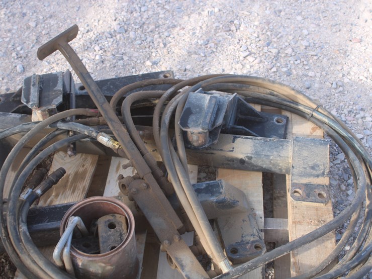 #2093-•-westerndorf-front-end-loader-for-40-series-tractor-image-24