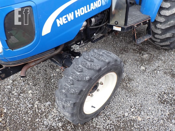 new-holland-35-image-3