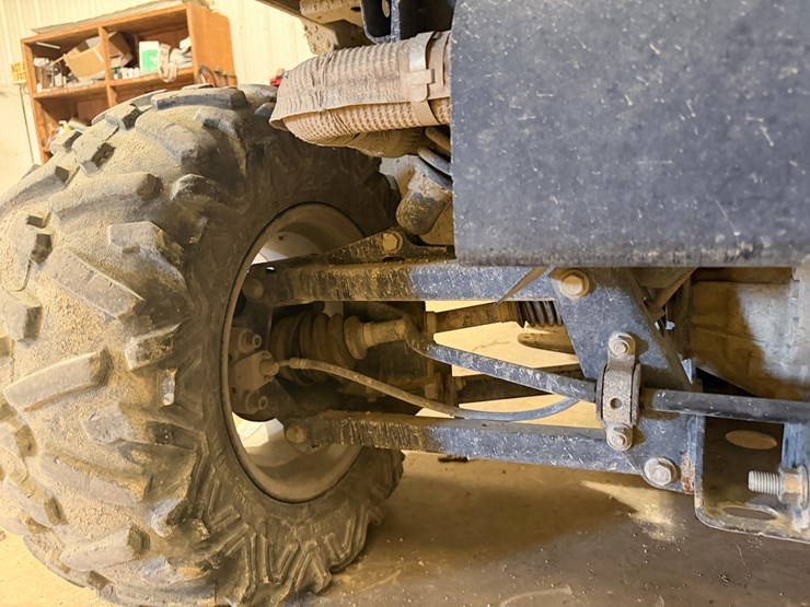 john-deere-gator-image-13