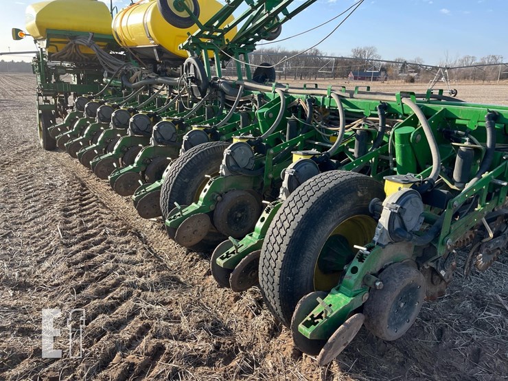 john-deere-1770nt-image-7