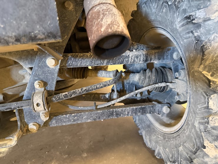 john-deere-gator-image-11