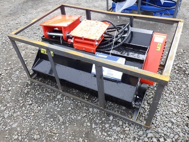 caterpillar-307-image-1