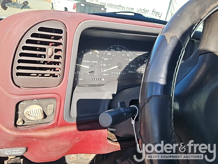 1995-chevrolet-1500-image-20