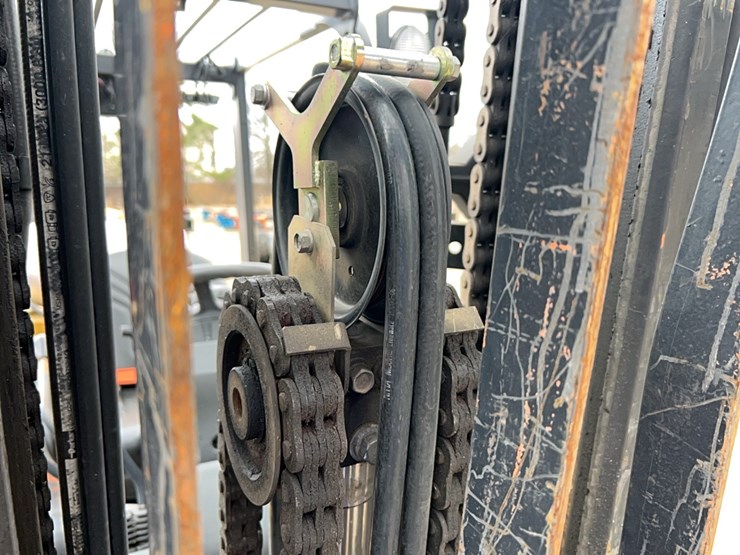 2021-caterpillar-2c6000-image-12